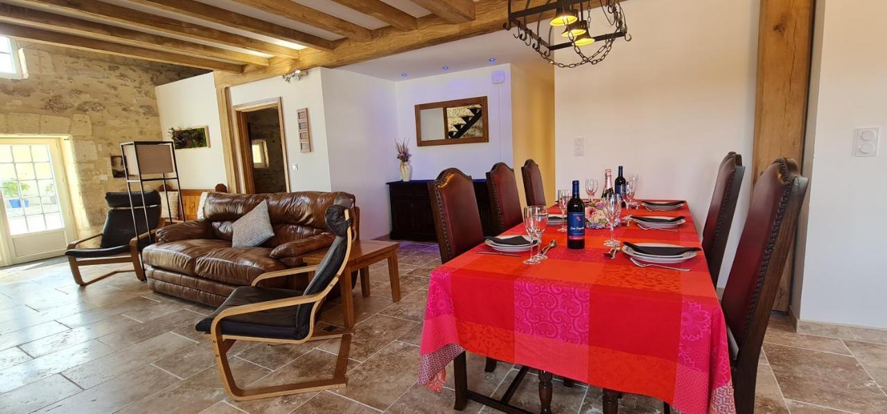 Dom Peyreton Prestige Cottages Set In A Charming Wine Property Villegouge Екстер'єр фото